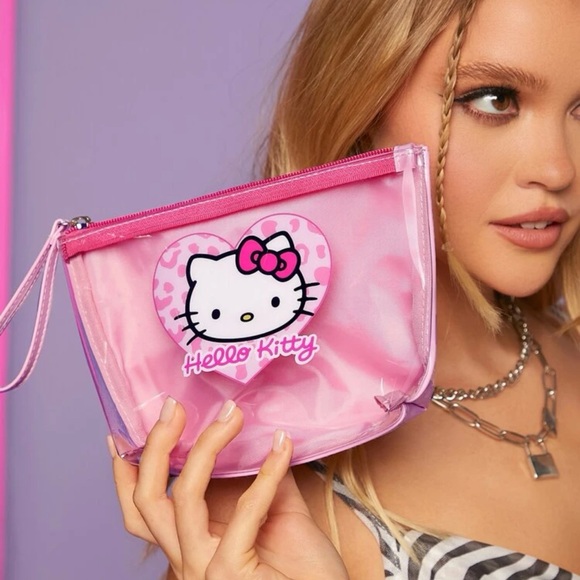 Hello Kitty x Shein Makeup Bag - Picture 4 of 6